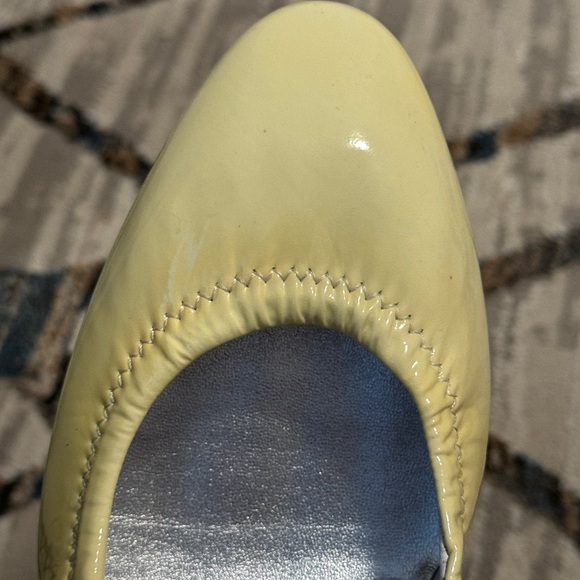 Prada pumps - Picture 5 of 9